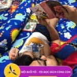 Tôi thường đọc sách cùng con trai mỗi buổi tối 10 đọc sách cùng con