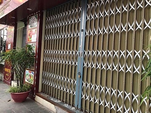 cửa đóng